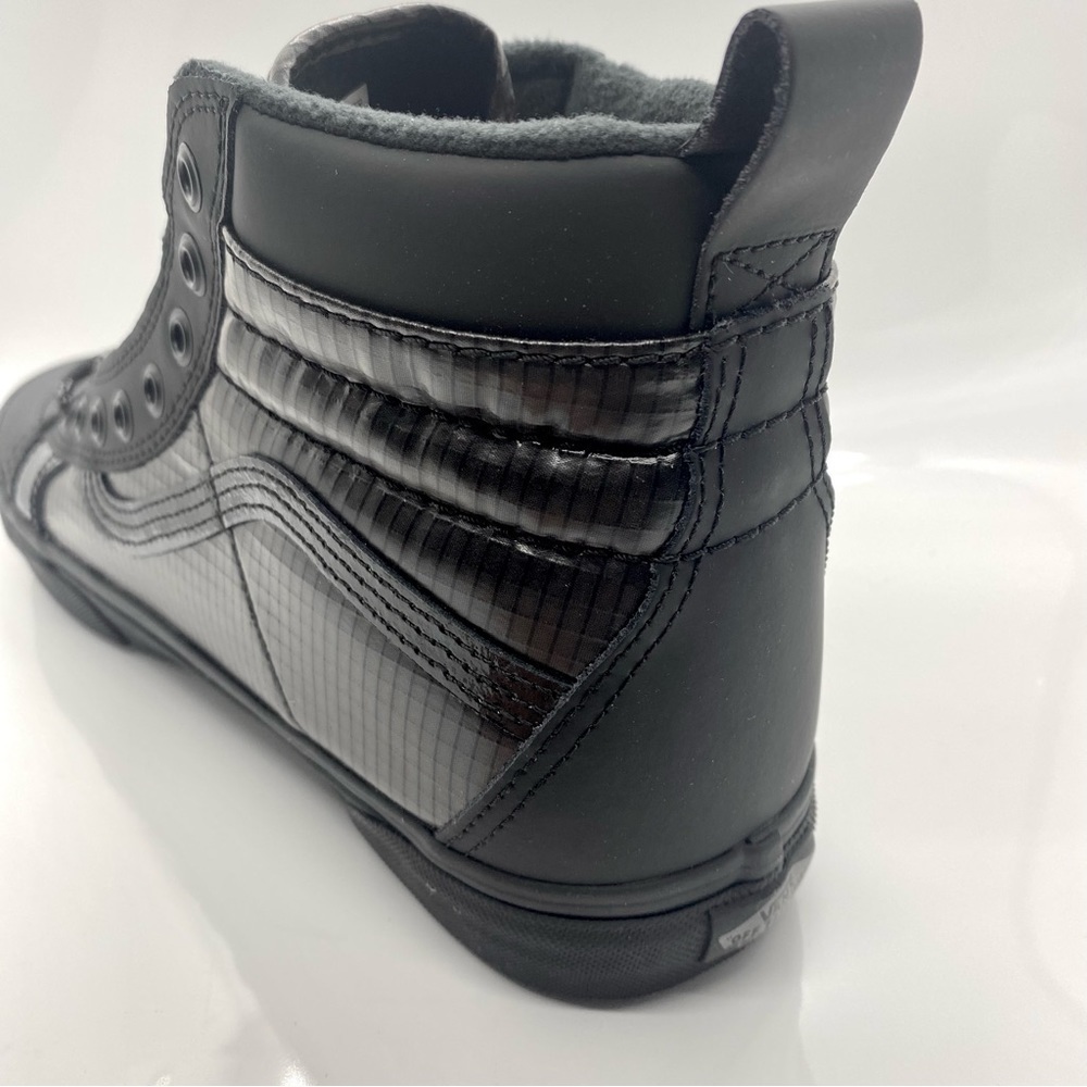 Vans MTE Sk8-Hi 46 MTE DX all Black Grid Patent Leather All Weather 10.5 - Picture 6 of 8